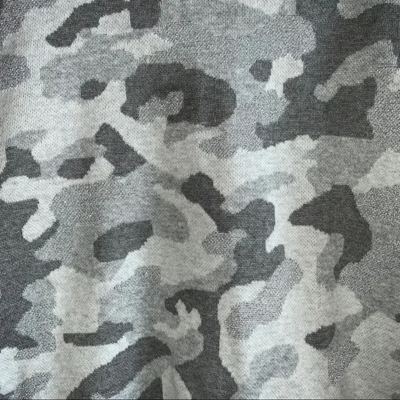 Bass Gray Camo Crewneck - Picture 2 of 5